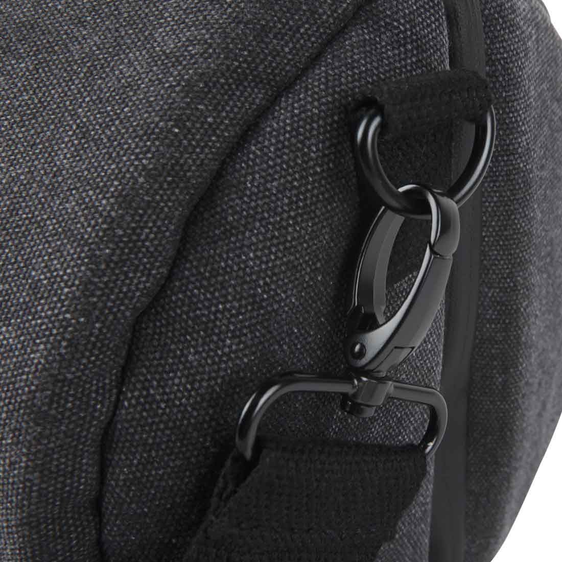 RYOT® 406mm SmellSafe™ Pro-Duffle - Image 9